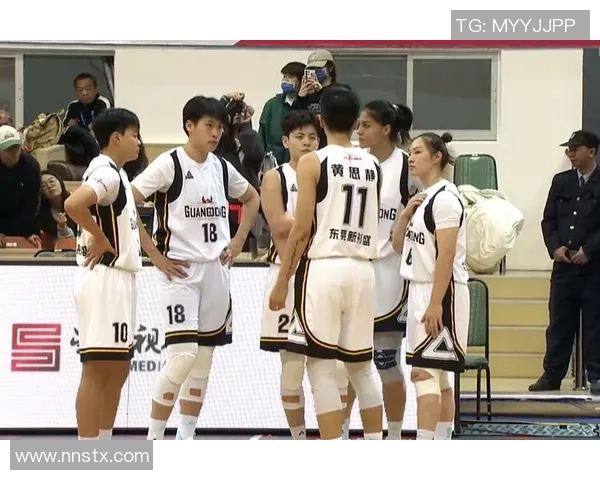 南京篮球队在选拔赛中以68分稳居积分榜首位引发关注